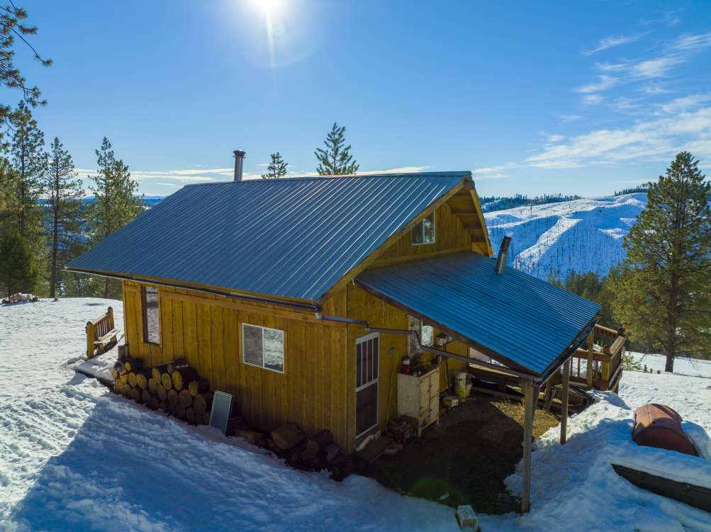listing-61e4d87a9bfca-Stewart_15.jpg