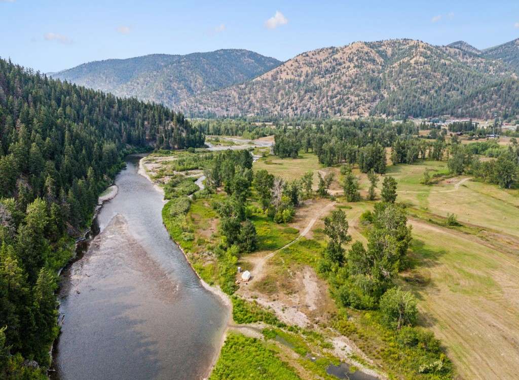 listing-66c395f3654d7-1-web-or-mls-DJI_20240814162457_0080_D.jpg