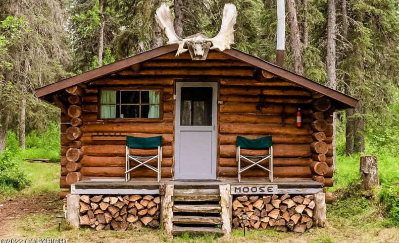 Remote Hunting/Fishing Camp Lease w/Quonset Huts